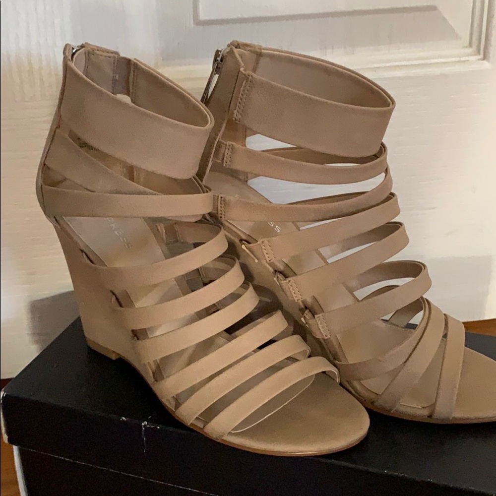 EXPRESS Summer Sandal